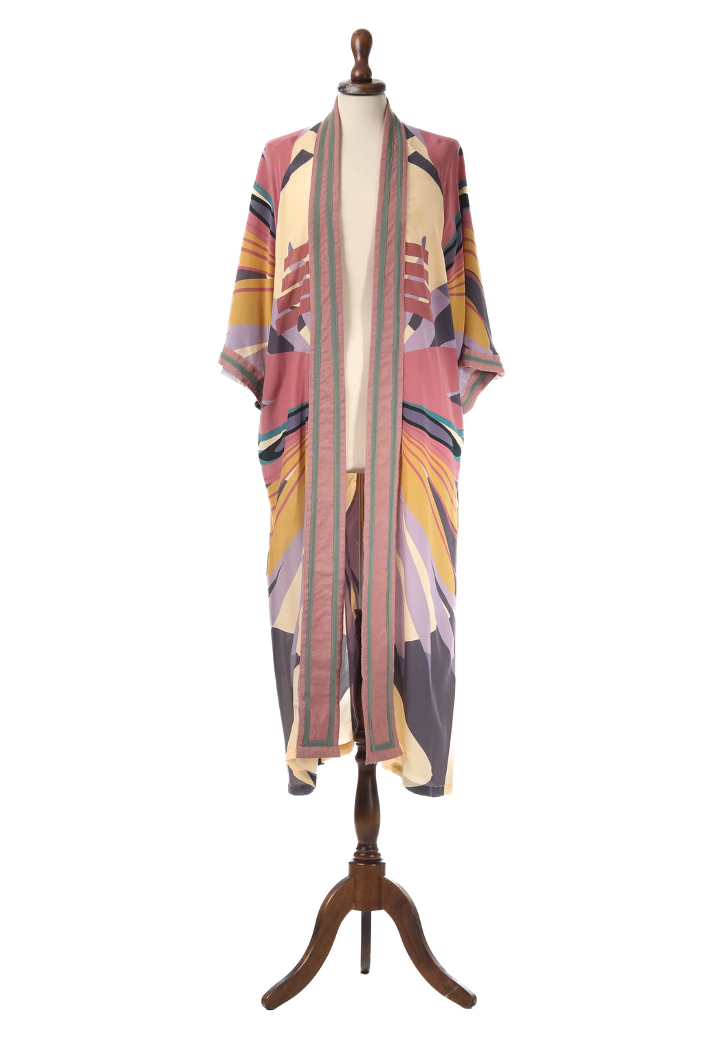 Cardy Petunia Kimono