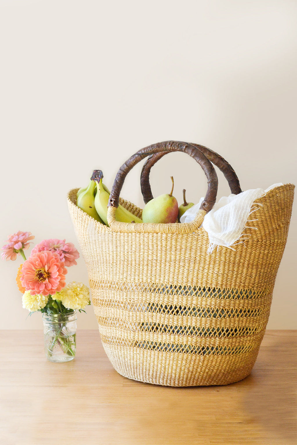 Natural Ghanaian Lacework Wing Shopper, Image