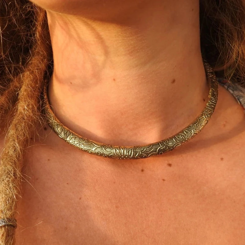 Tribal Brass Choker Tribal Desert, Image