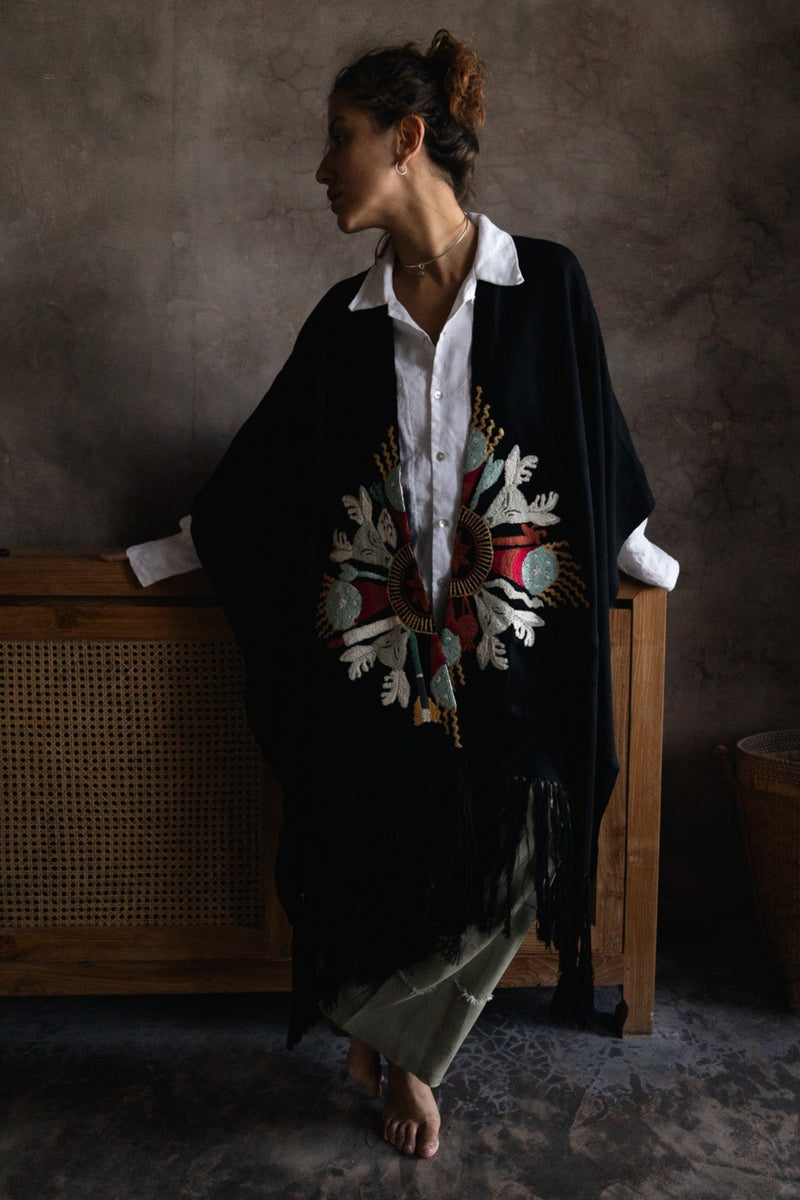 Venado Huichol Poncho