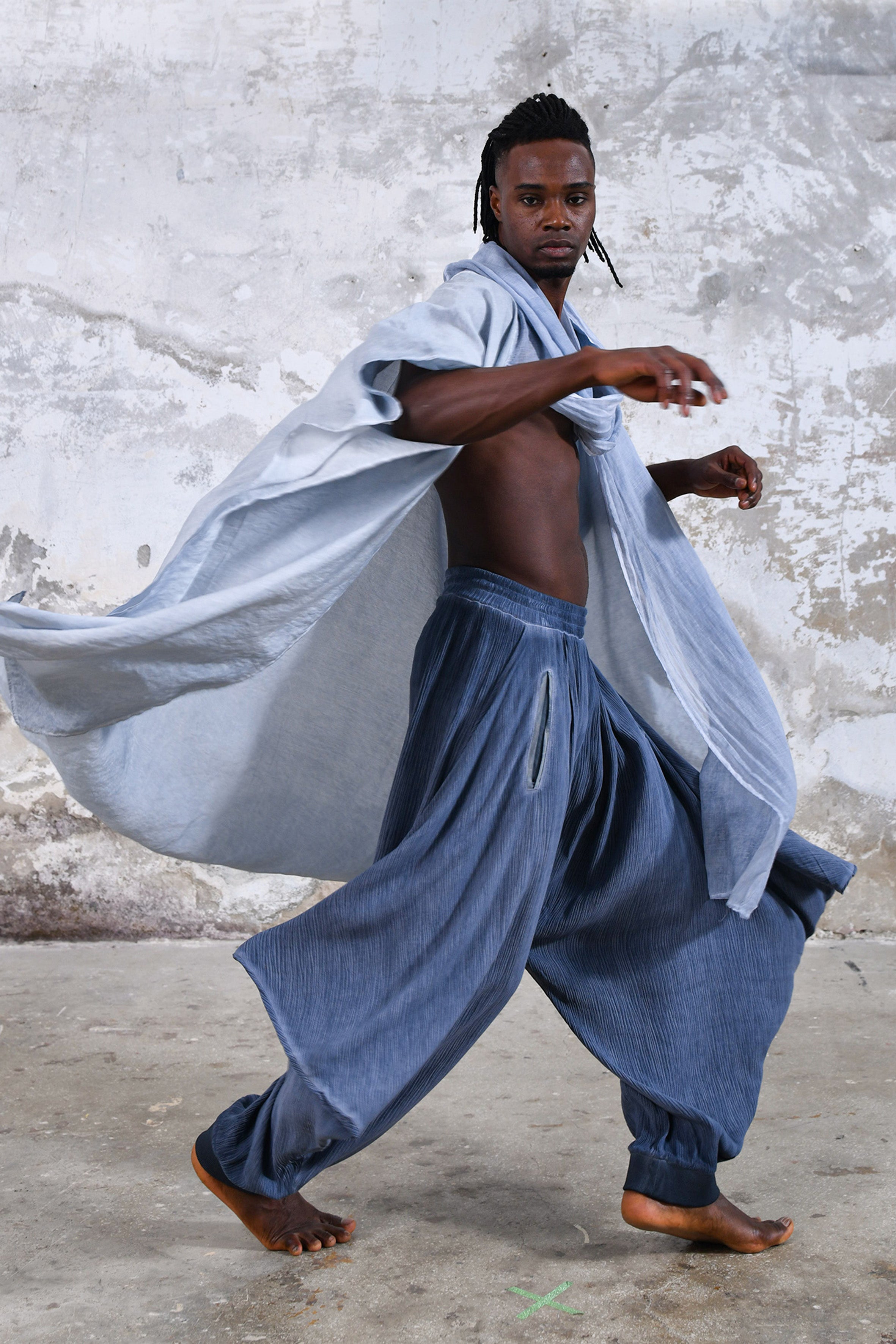 MEN – NOMADIC