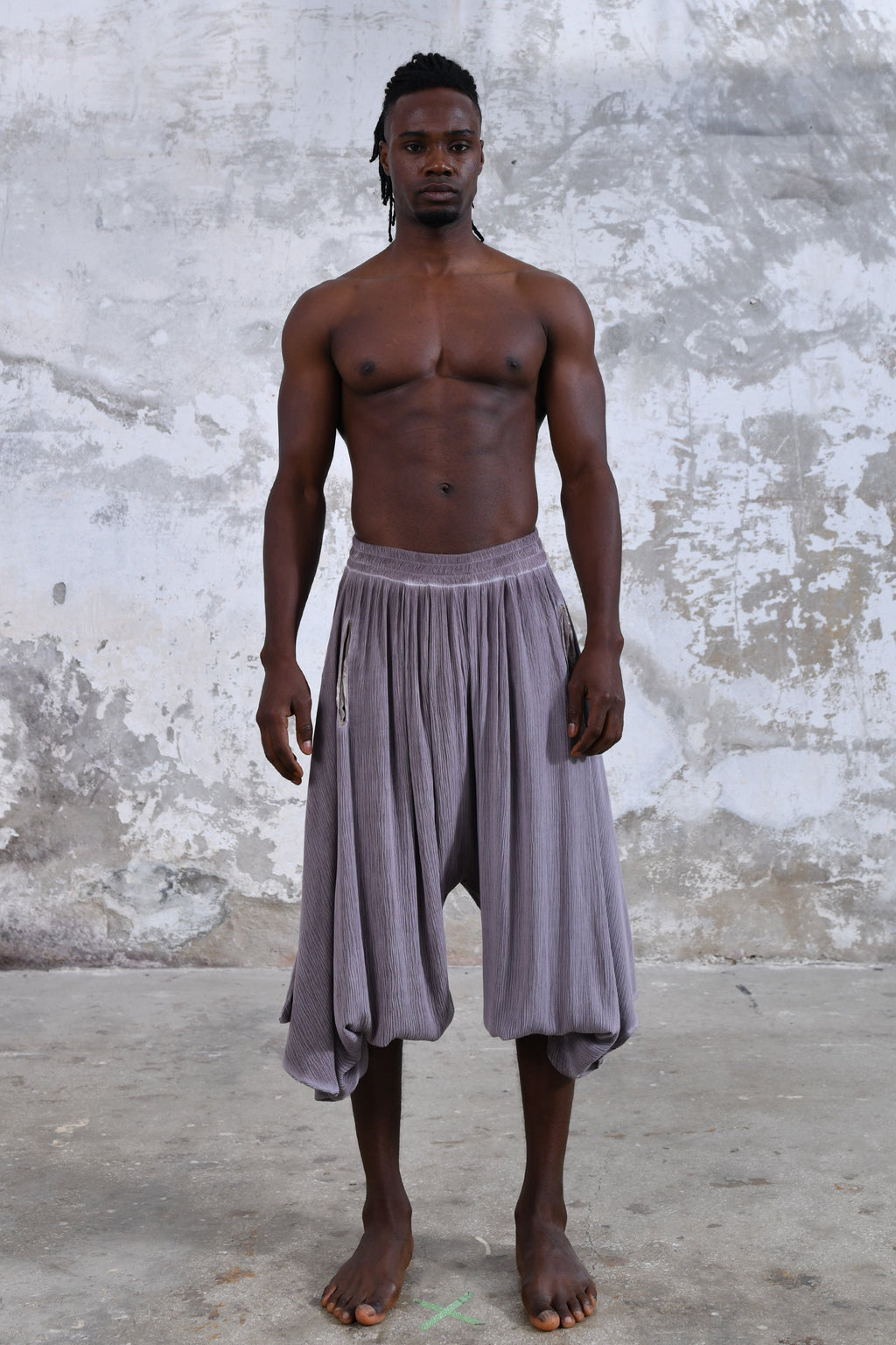 Tri Salvar Pants, Image