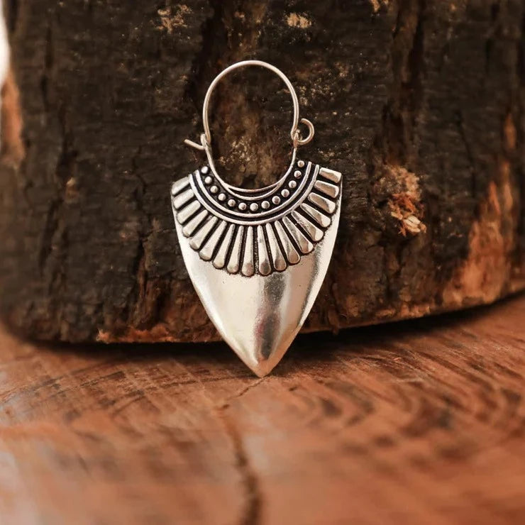 Shield Earrings Tribal Desert, Image